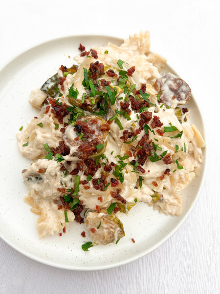 Thursday (10/8): Shredded Chicken, Brussels Sprouts & Caramelized Onion Bowtie Pasta with Horseradish Alfredo Sauce and Bacon